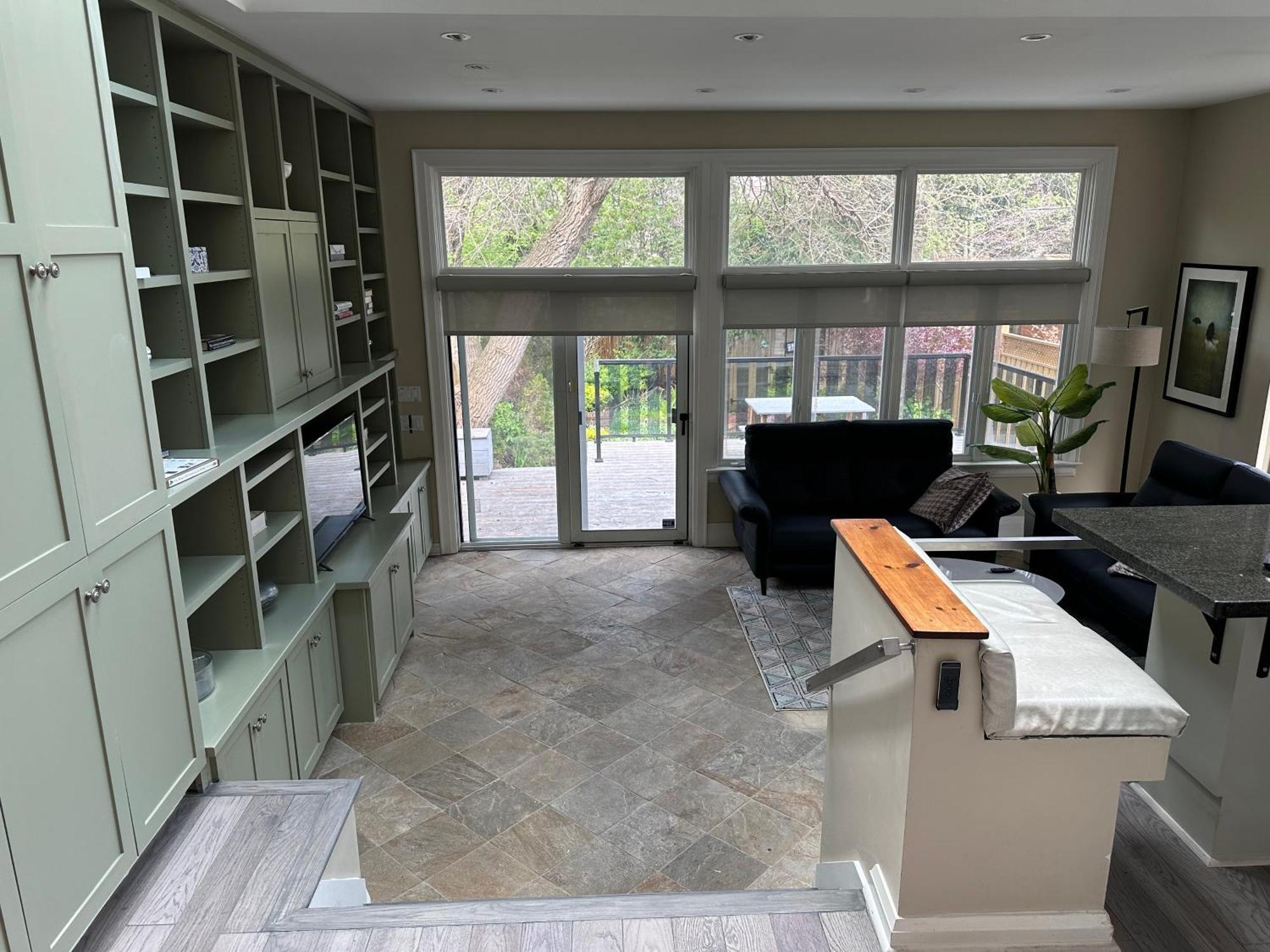 Double Bedroom On Up Or 3 Bedrooms In Basement Near Eglinton Subway Station 多伦多 外观 照片
